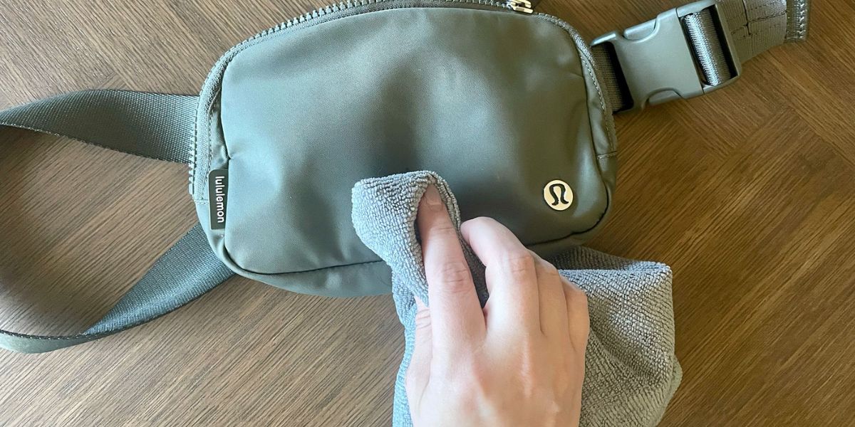how to clean bags without damaging it